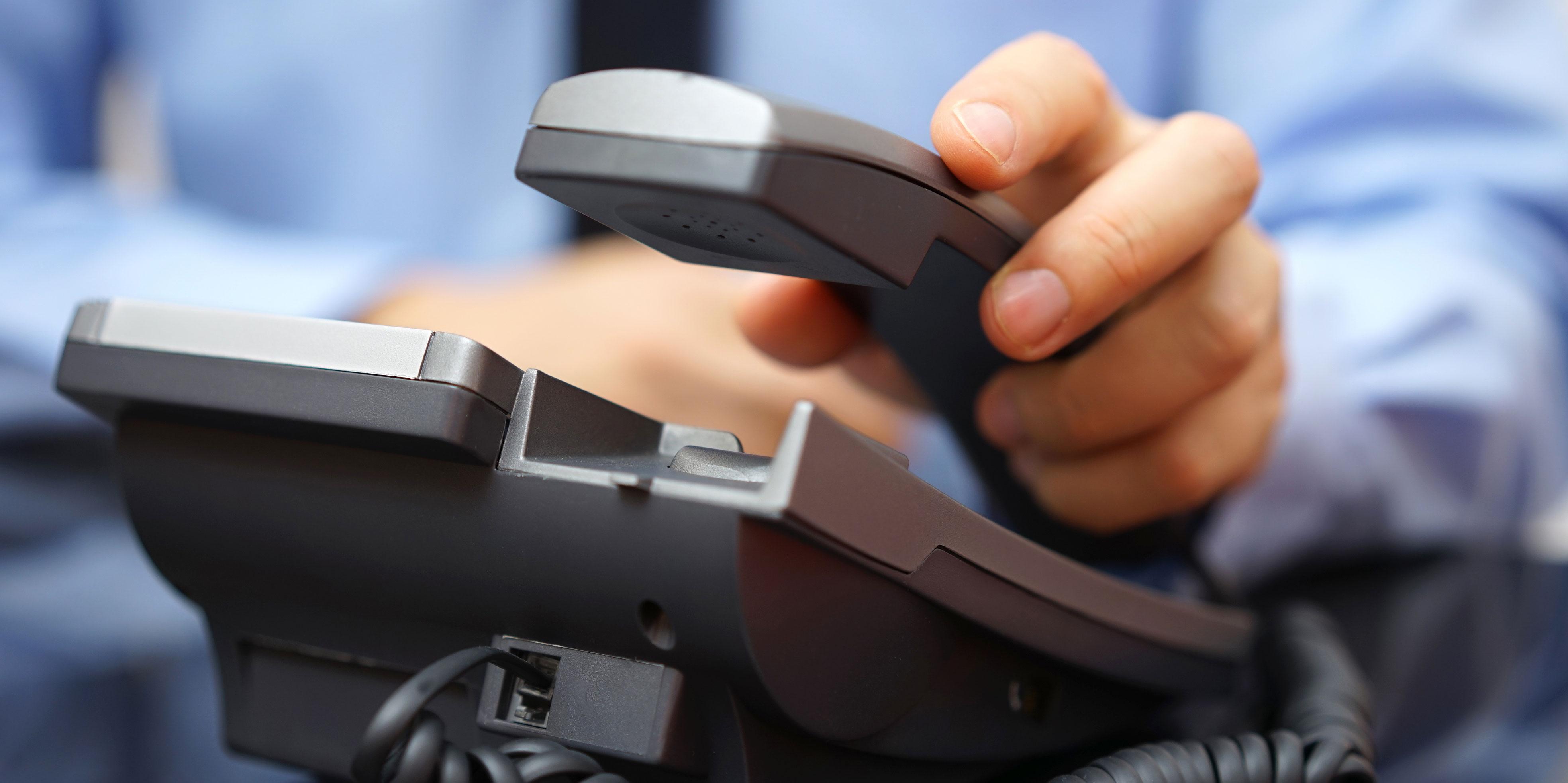 Improve your customer satisfaction through the use of business VoIP features. business VoIP calls