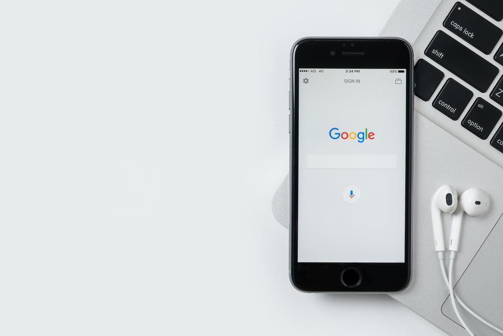 Google Voice offers users the ability to make calls at a relatively lower fee, but it also has several limitations that make it less appealing for businesses. Google voice